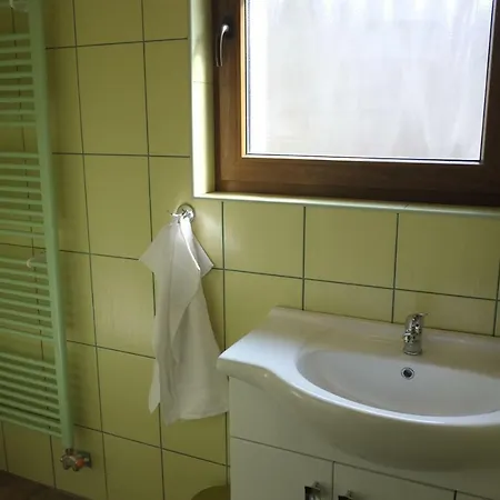 ***lucky 8 Guesthouse*** *