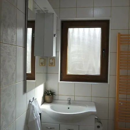 ***lucky 8 Guesthouse*** *