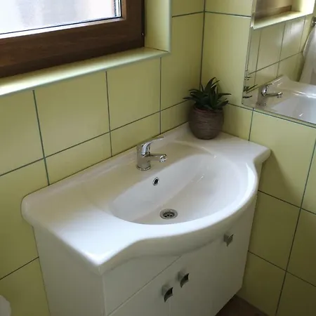 ***lucky 8 Guesthouse***